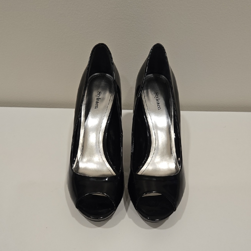 Style & Co. Glossy Black Peep Toe Heels - Picture 3 of 11